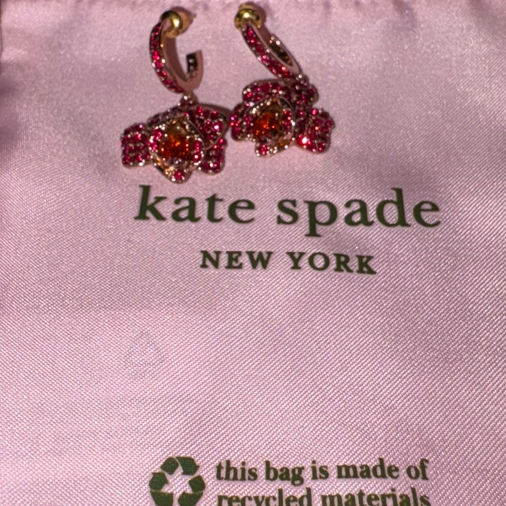 Kate Spade Scarlet Blooms Rose Huggies NWOT - Picture 12 of 14